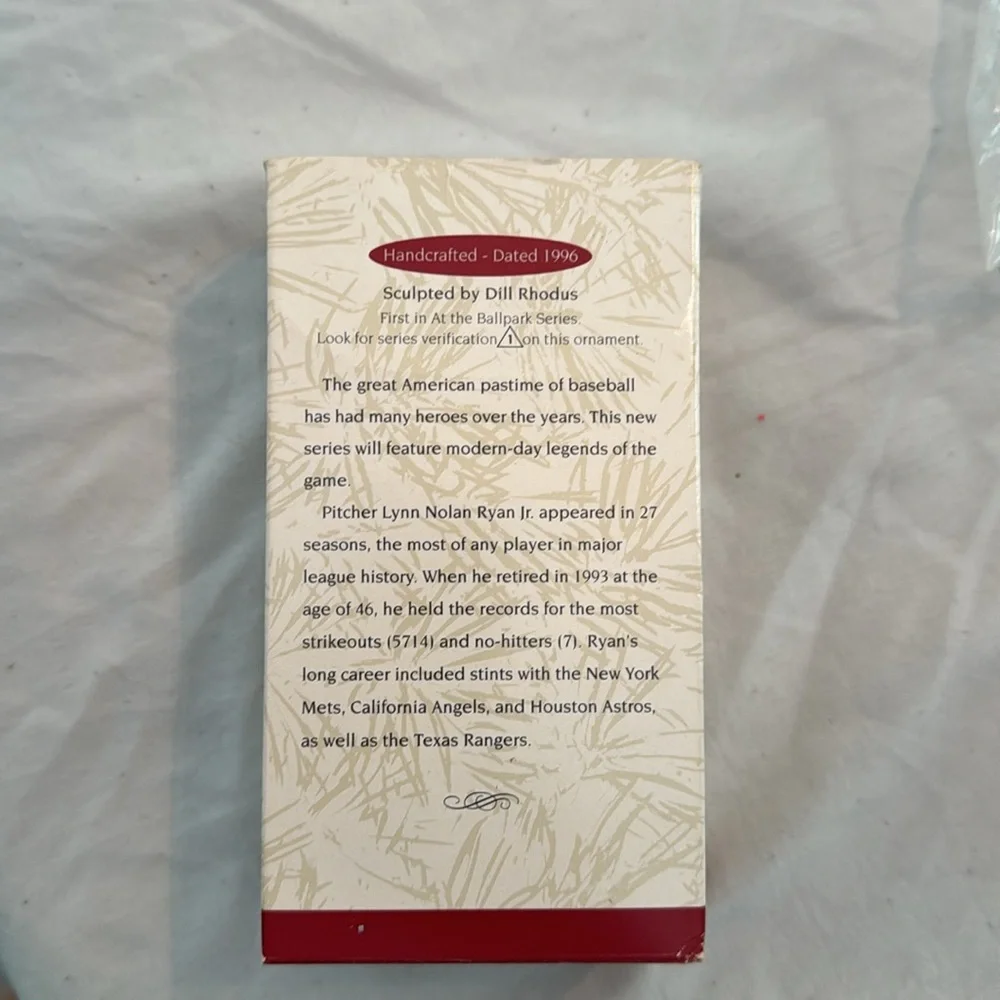 Hallmark Keepsake Ornament-1in At the Ballpark Series-Nolan Ryan